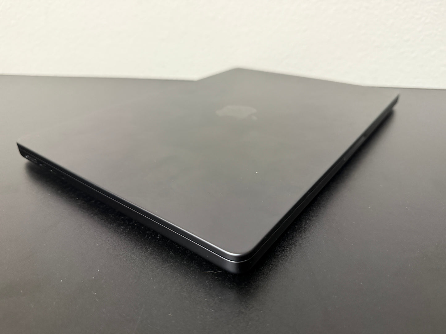 14" MacBook Pro M4 Chip 16GB 512GB