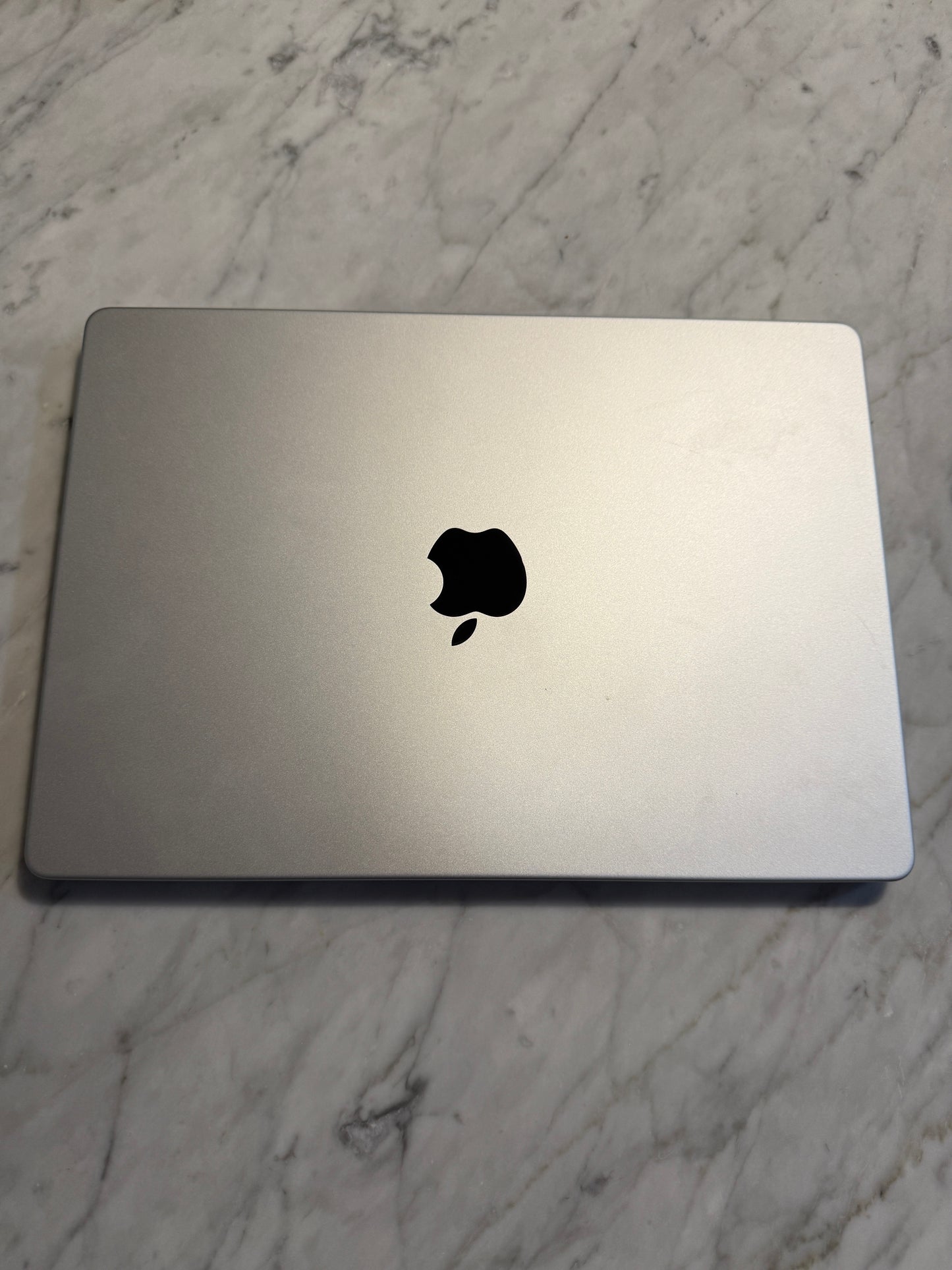 14" MacBook Pro M1 Max Chip 64GB 2TB