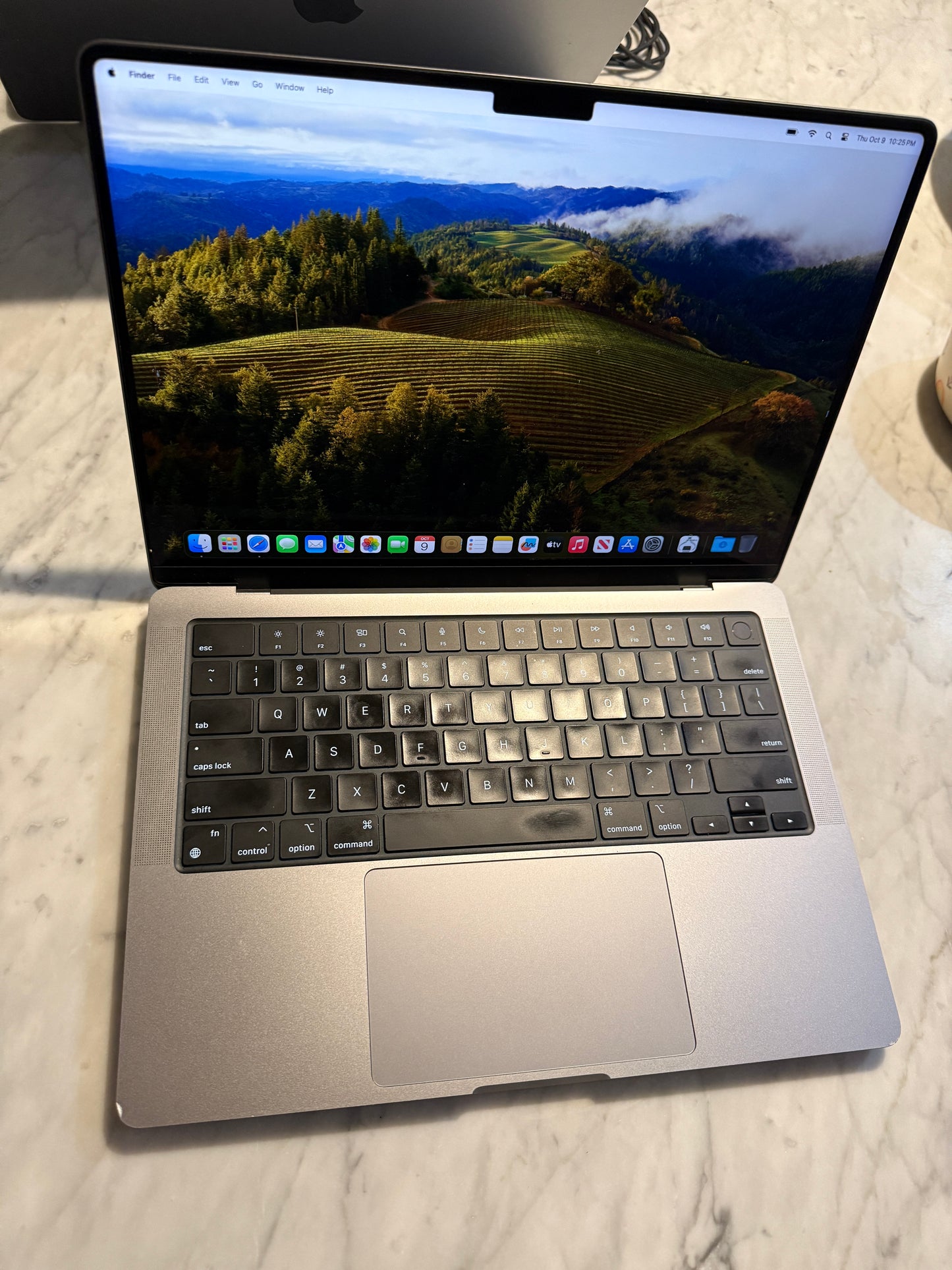 14" MacBook Pro M3 Chip 8GB 1TB