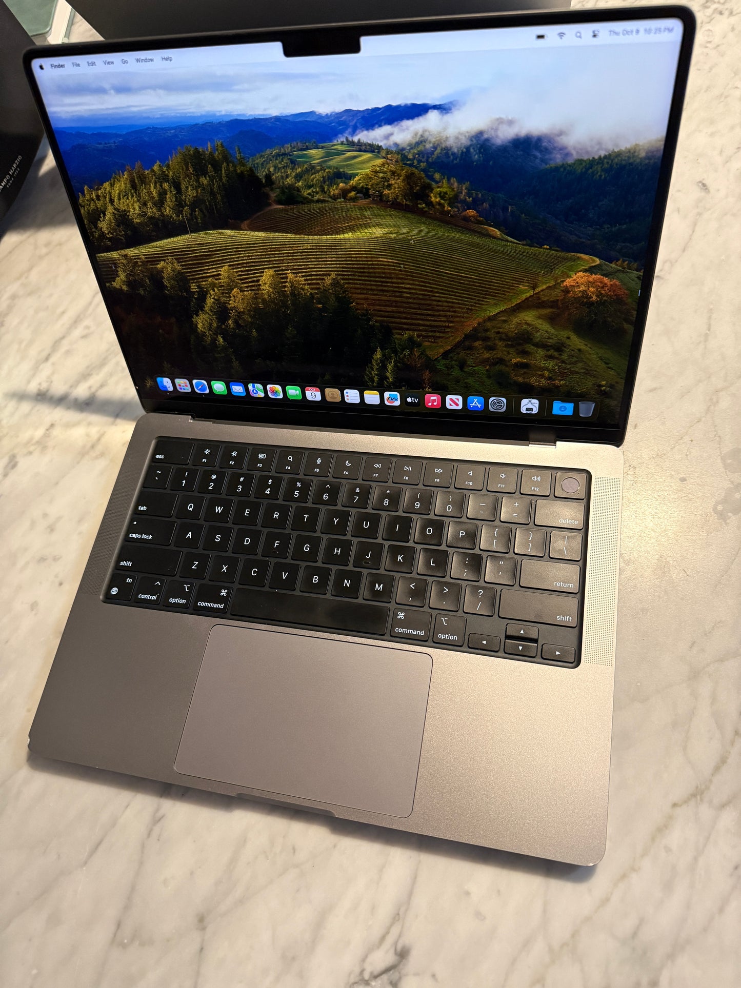 14" MacBook Pro M3 Chip 8GB 1TB
